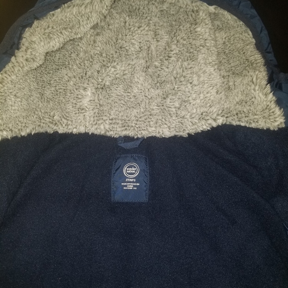 Nwot boys puffer jacket - Picture 6 of 6